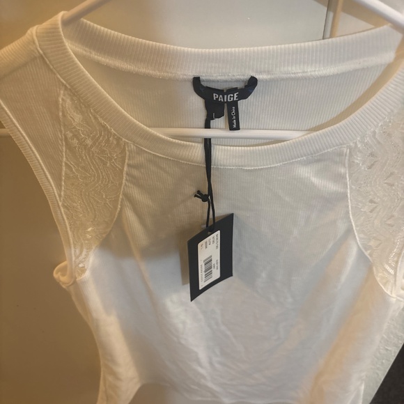 Paige nwt large - Picture 2 of 4